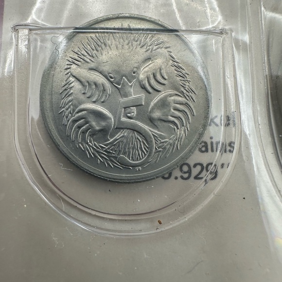 Vintage 1971 Royal Australian Mint Coin Set – Wildlife Design – Uncirculated - Picture 7 of 16